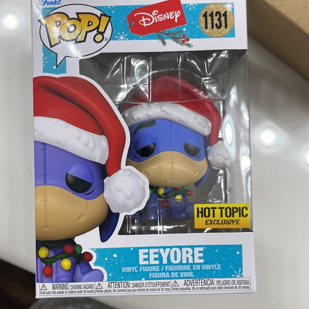 Eeyore  Disney Funko Pop, NIB Hot topic exclusive, Christmas